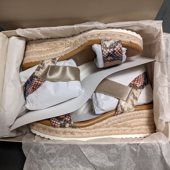 ✨Host Pick - Anne Klein Cara Espadrille Wedge Sandal - NEVER WORN Size 8 - Picture 6 of 11